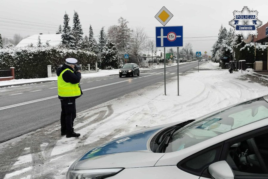 prawie 100 wykroczeń